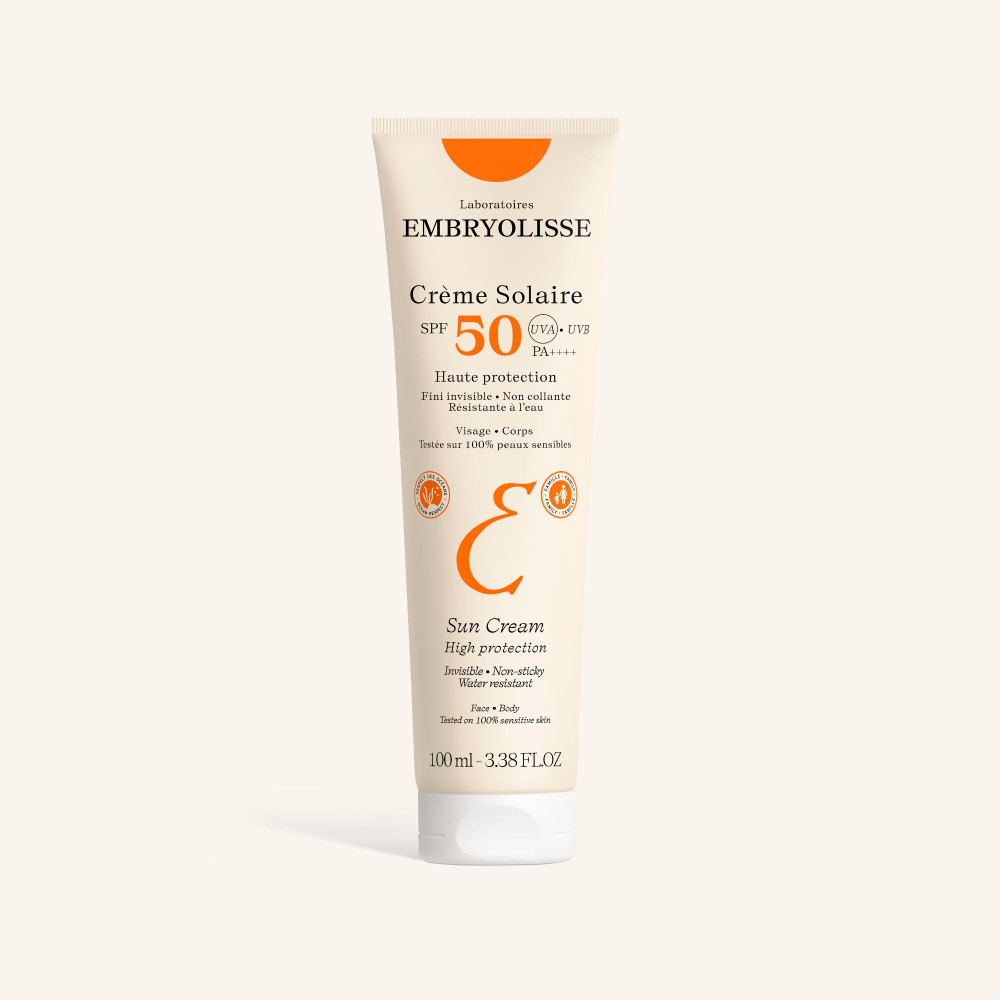 Сонцезахисний зволожувальний крем SPF50