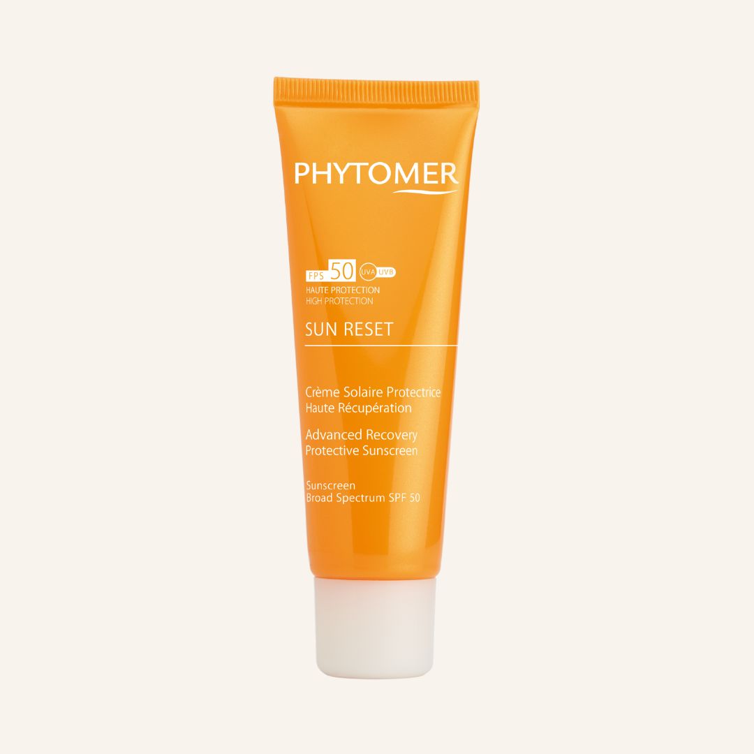 Сонцезахисний та регенеруючий крем SPF50 Сонцезахисний та регенеруючий крем SPF50